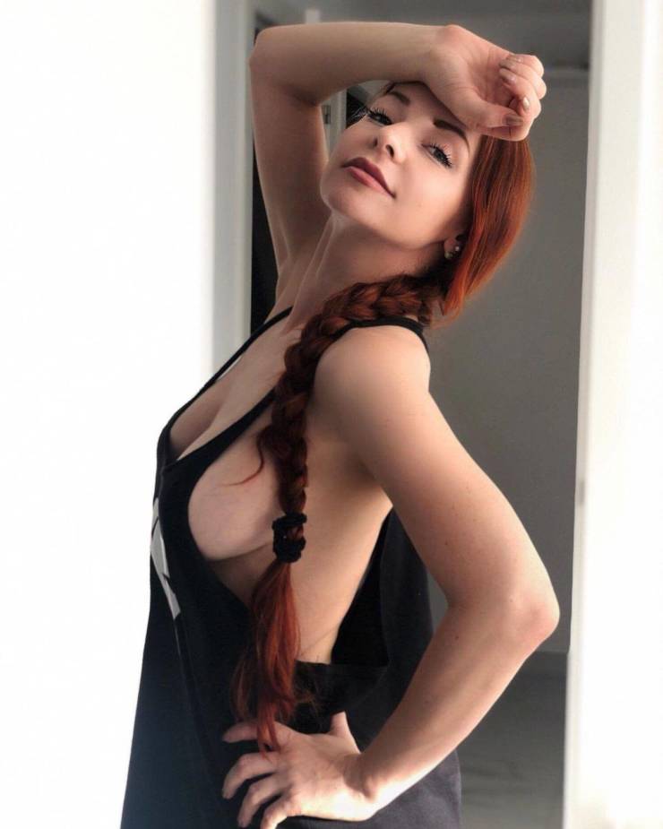 Sideboob? Yes, Please!