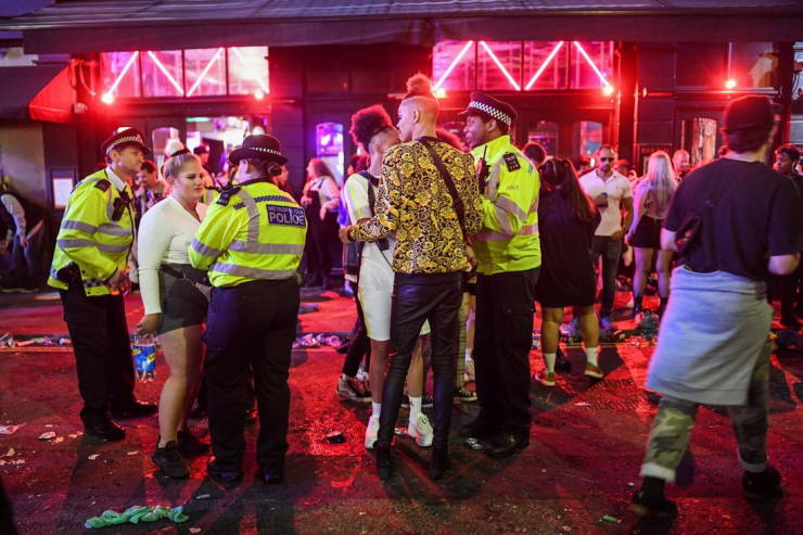 Drunk Weekend In Great Britain