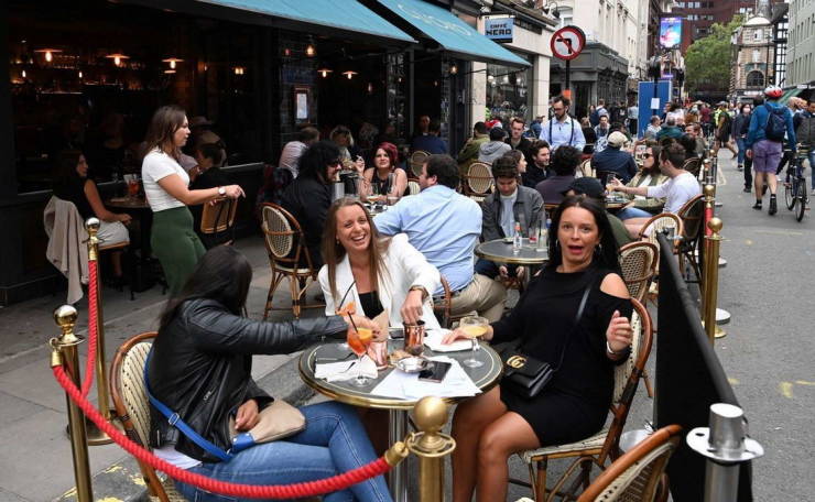 Drunk Weekend In Great Britain