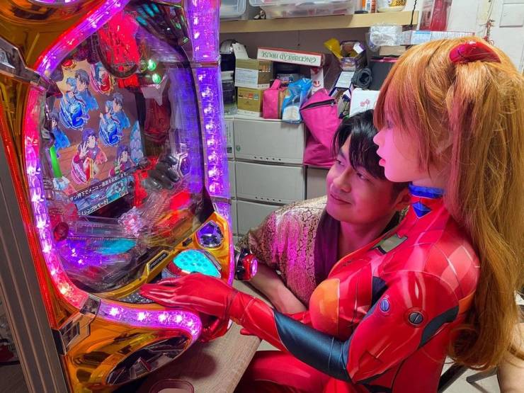 This Chinese Guy Is Engaged To A Sex Doll…