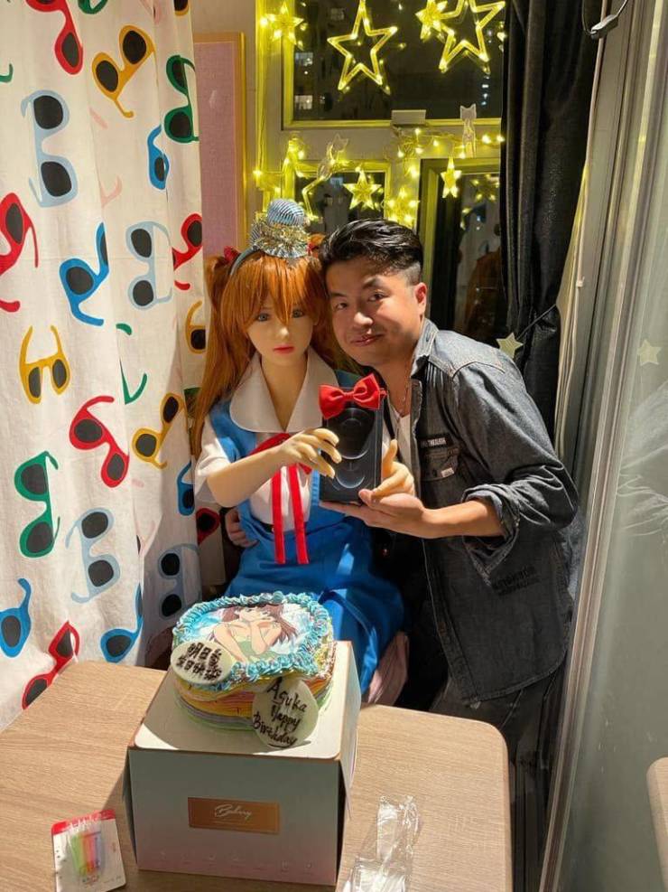This Chinese Guy Is Engaged To A Sex Doll…