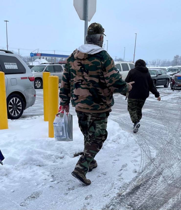 “Walmart” Visitors Are Something Else…