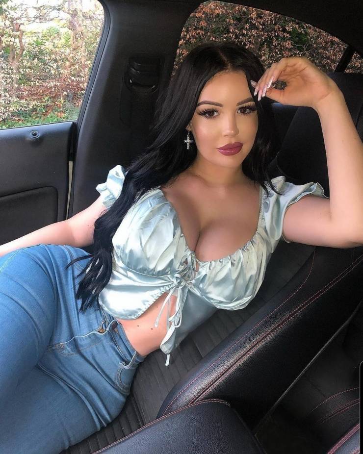 These Car Selfies Are Real Spicy!