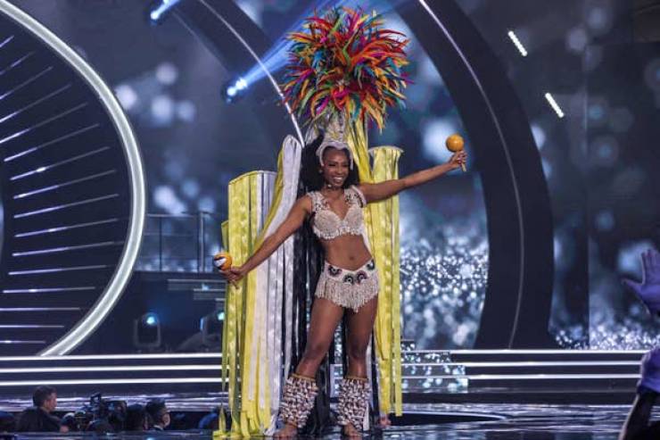 “Miss Universe” Contestants Wearing Their National Costumes
