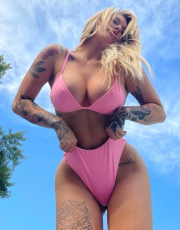 Tattooed Hotness!