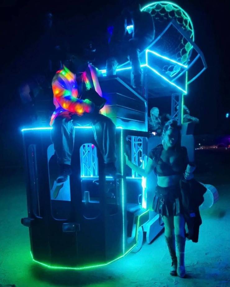 “Burning Man” Festival Is Hot Once Again!