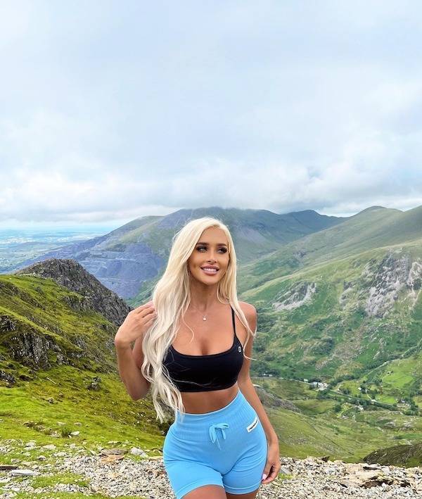 Beautiful Landscapes & Beautiful Girls