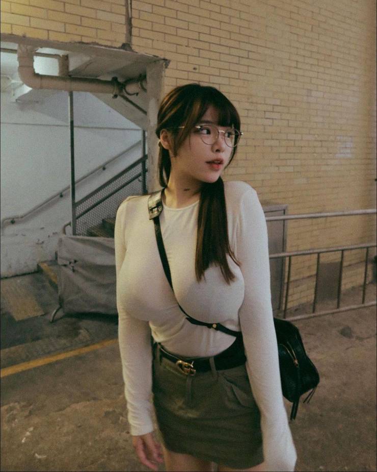Big Boobs Only!
