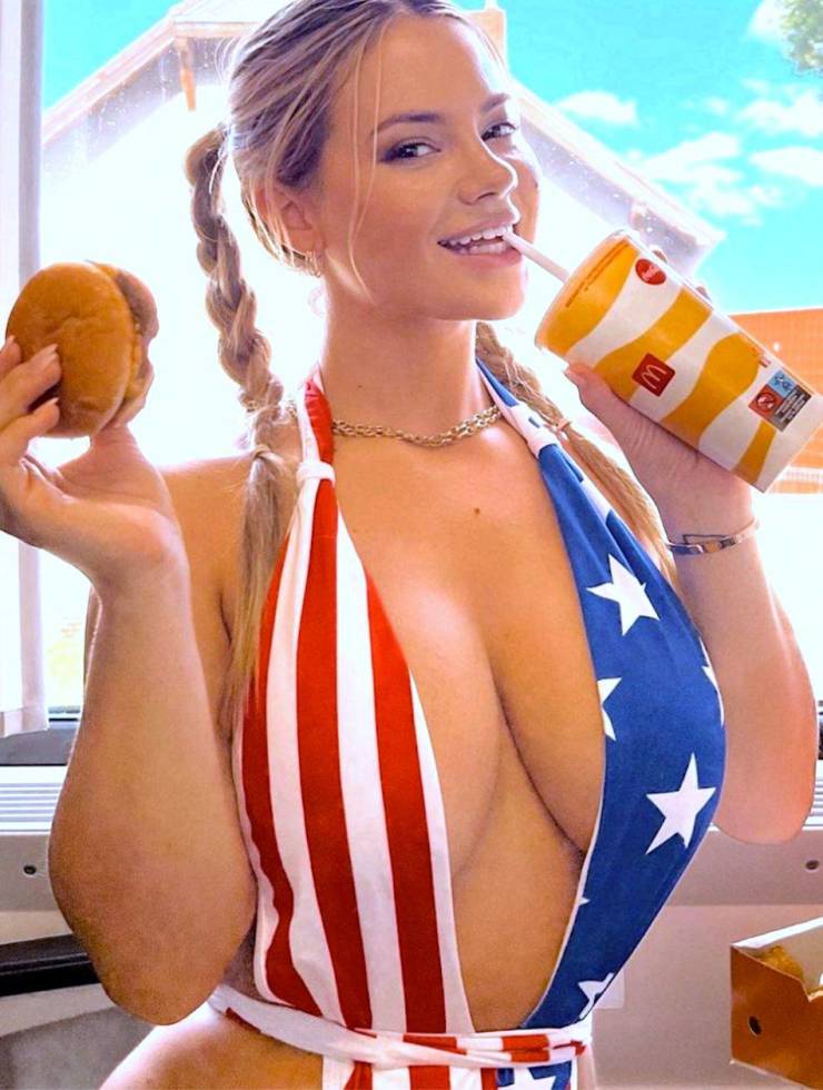 Big Boobs Only!