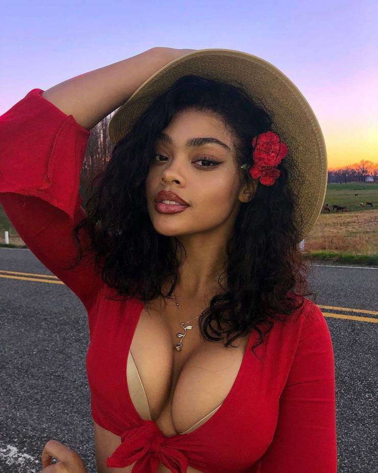 Boobs! Boobs For Everyone!