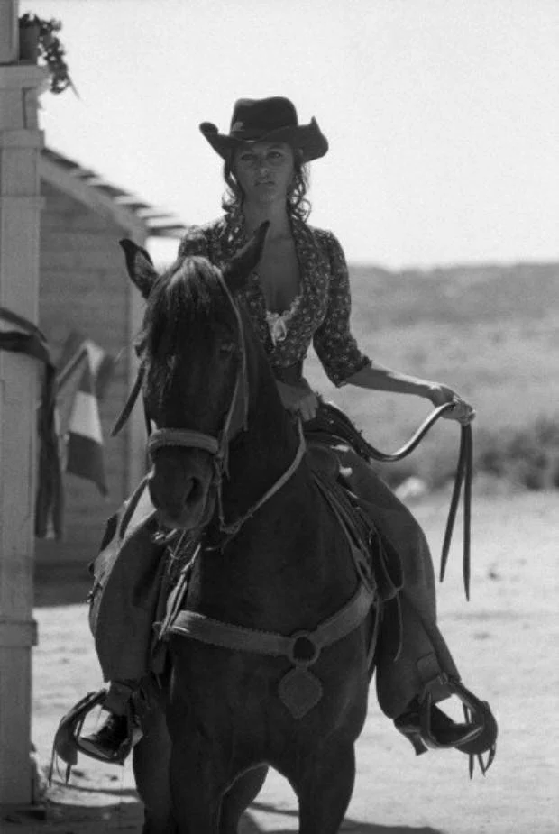 Girls Who Love Horses