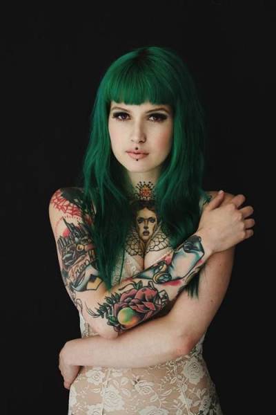 Sexy Girls Who Like Ink