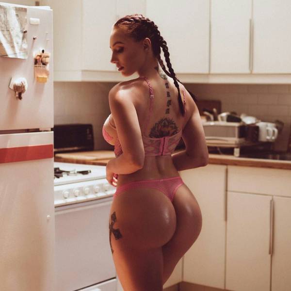 We All Know You Like These Sweet Booties