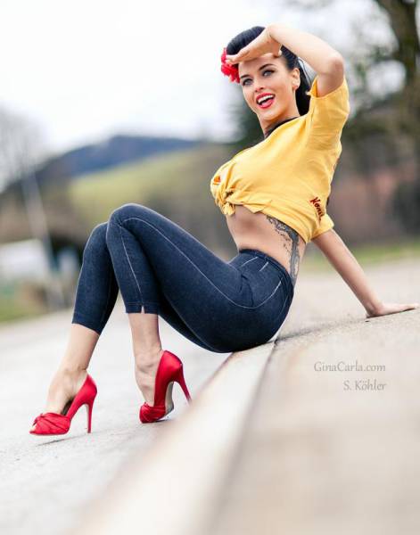 This Model Has Made Pin-Up Real Again!