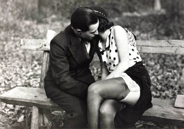 Oh, The Erotic Art Of 20s…