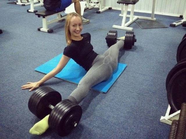These Girls Flex In All The Right Places