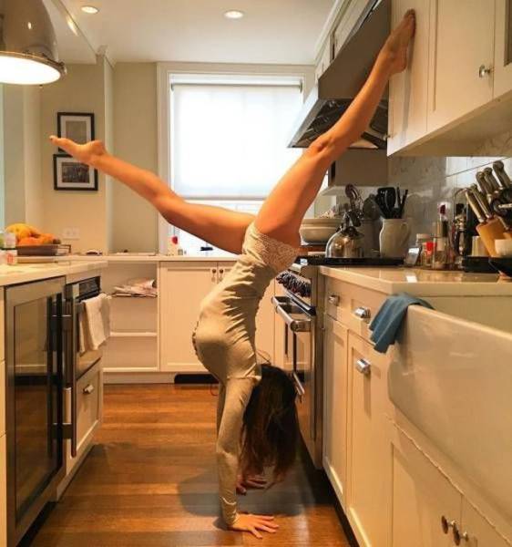 These Girls Flex In All The Right Places