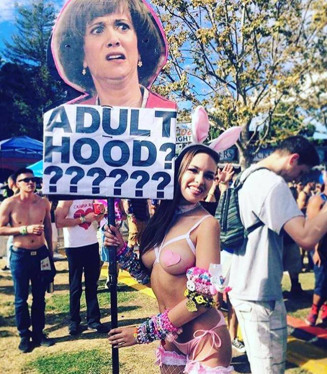 Raver Girls Don’t Even Try To Hide Anything