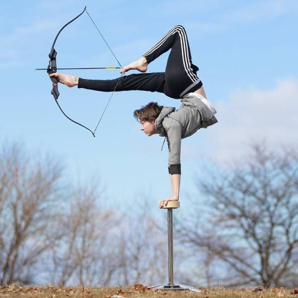 This American Contortionist Girl Is Ultra-Flexible!