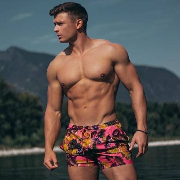 Men Just Won’t Stop Seducing You, Our Isizmilettes