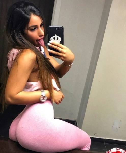 Yoga Pants Are a Real Turn-On