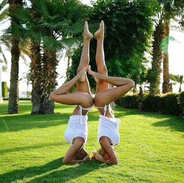 These Sexy Sporty Girls Simply Take the Cake