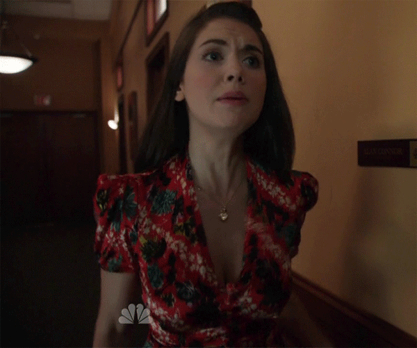 Alison Brie Looks Great From Any Angle!