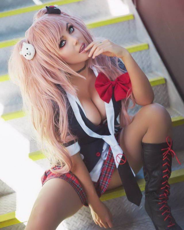 Best Cosplay Is Sexy Cosplay!