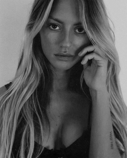 Black & White Just Makes It Sexier