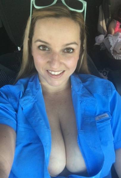 Sexy Selfies Are Always So Damn Hot!
