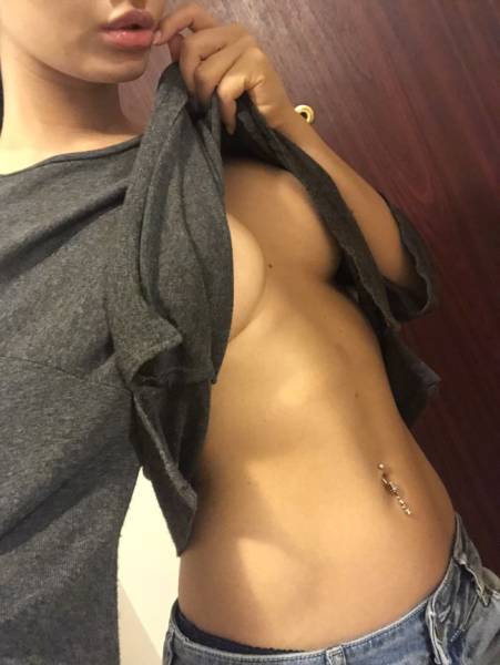 Get Ready For Some Tasty Underboob Pics