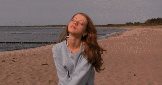 GIFs of Really Hot Girls
