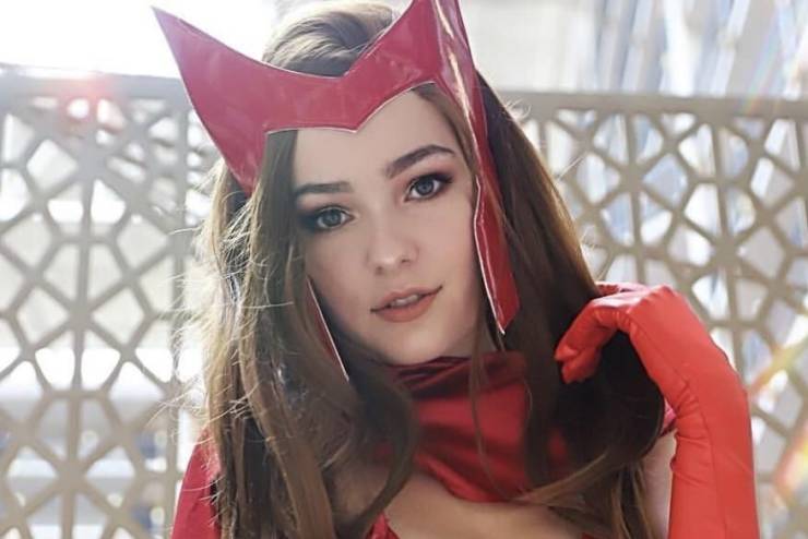 The Sexy Cosplay Girls of Every Nerds Fantasy