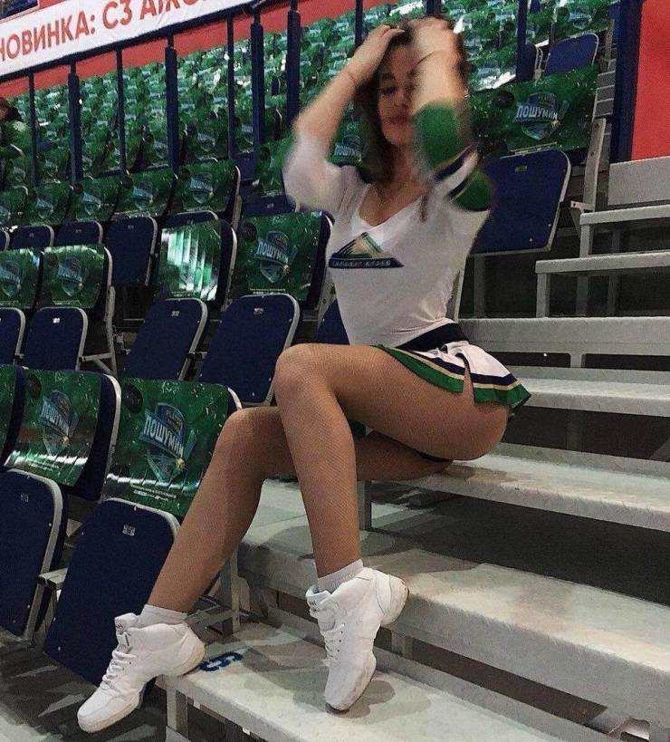 Fit Girls That Are Almost Too Hot To Handle
