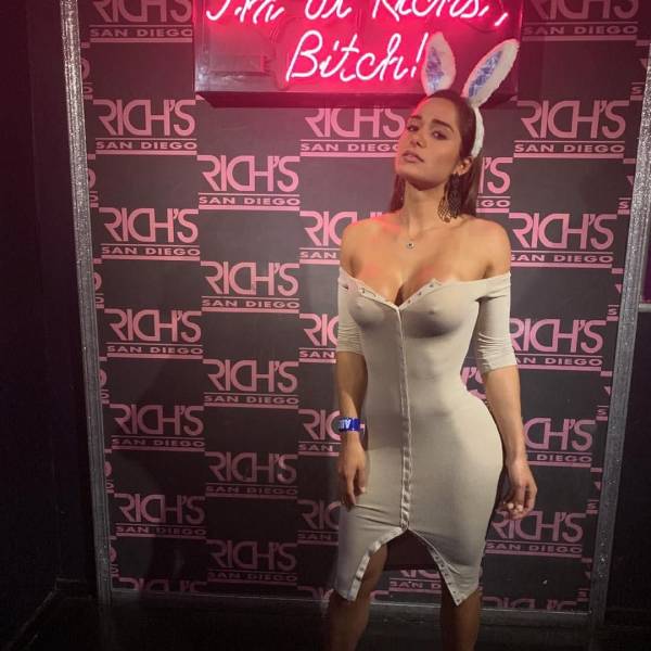 Oh My, Those Tight Dresses