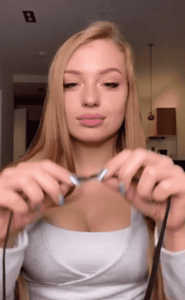 Hot Girls Are Here For You!