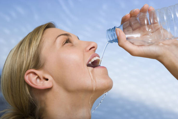 Do Women Even Know How To Drink Water?!