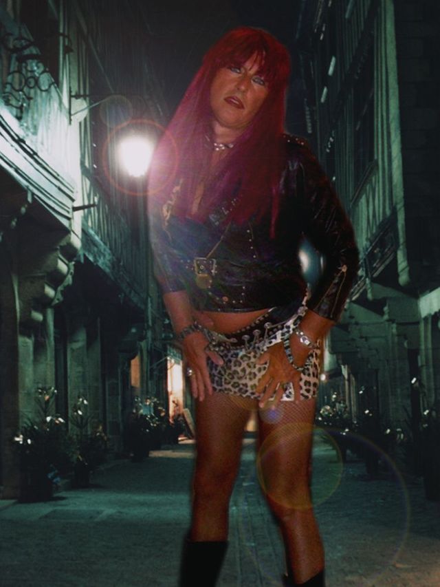 Transvestites. The hidden side of life (36 pics)