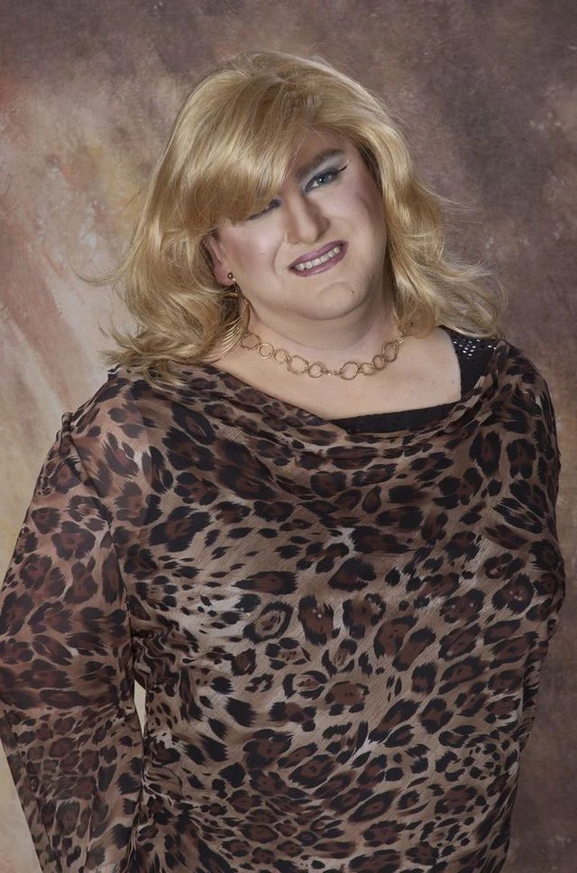 Transvestites. The hidden side of life (36 pics)