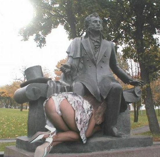 Girls are having fun (50 pics)