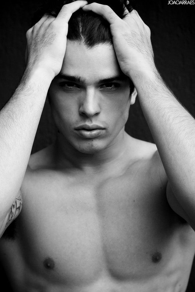 Sexy guys (60 pics)