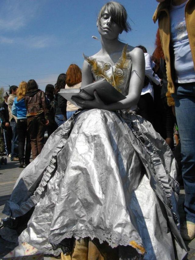 Living Statues Championship (30 pics)