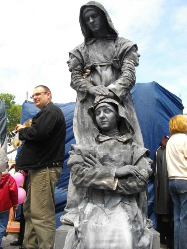 Living Statues Championship (30 pics)