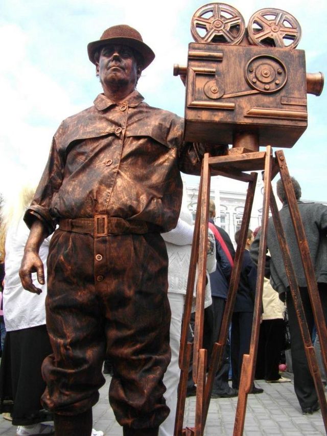 Living Statues Championship (30 pics)