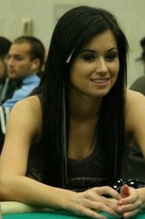 Girls of the World Series of Poker (27 pics)