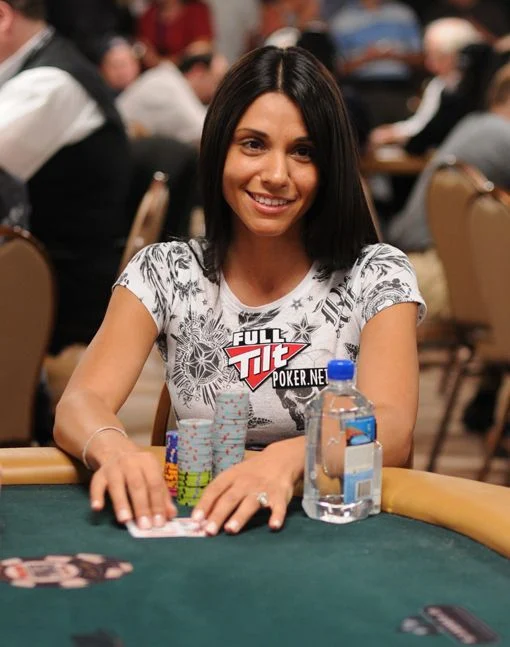 Girls of the World Series of Poker (27 pics)