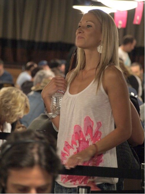 Girls of the World Series of Poker (27 pics)