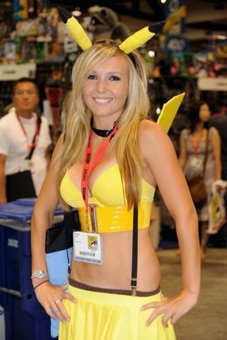 Jessica Nigri in a Pokemon costume (36 pics) Jessica Nigri in a Pokemon costume (36 pics)