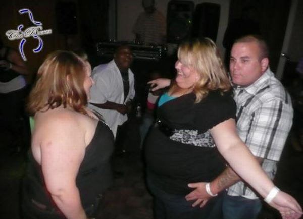 Night Clubs for Overweight People (20 pics)