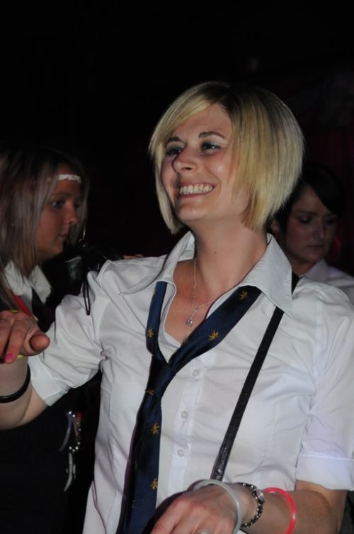 Sexy Girls from School Disco (100 pics)